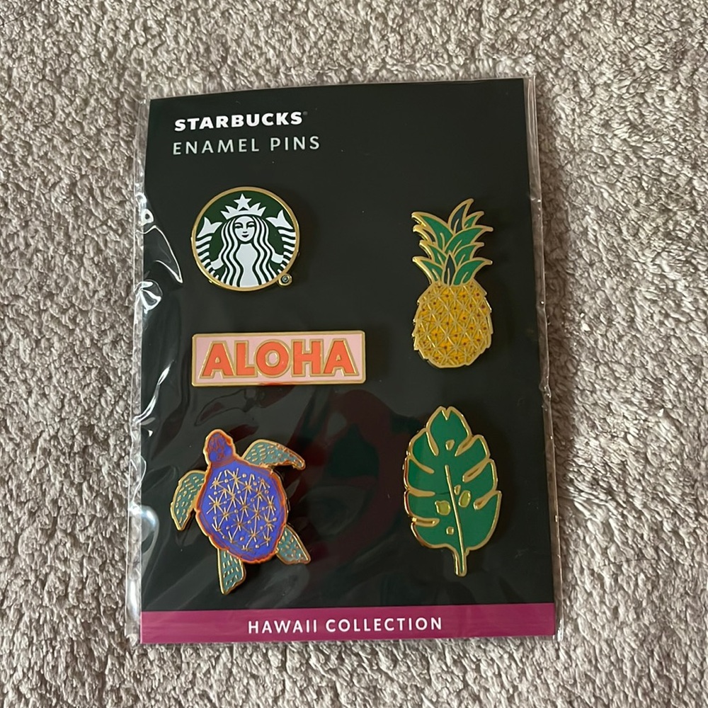 BNWT Starbucks Hawaii pins
